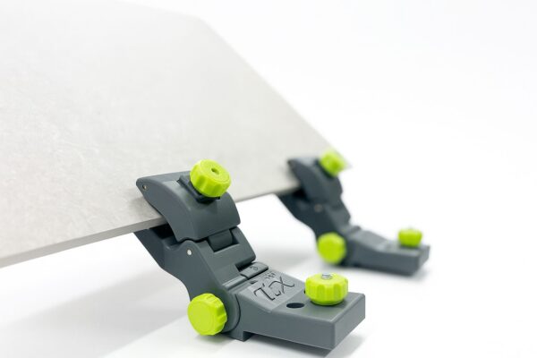 Reguleeritav plaatide kinnitusklambrite komplekt (2 tk)